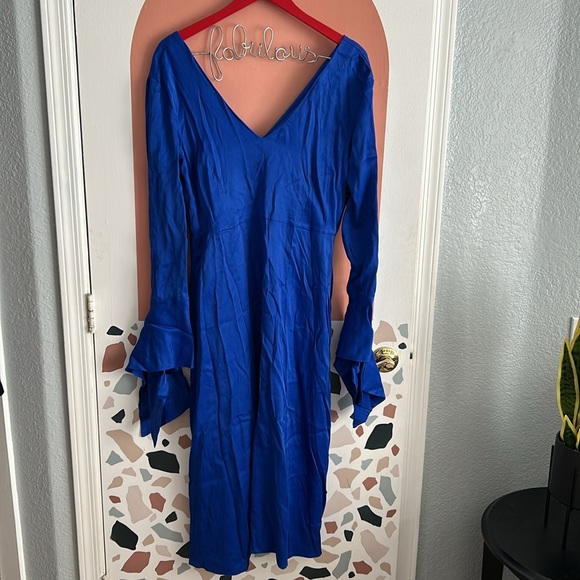 NWT ASOS Rare white line royal blue satin midi long sleeve tie cuff v neck dress - Picture 10 of 11